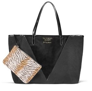 NWT: large vs black tote